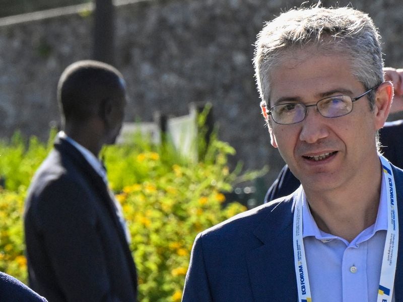 Digital Euro Isn’t Pressing, but Work Should Continue: Spanish Central Bank Governor