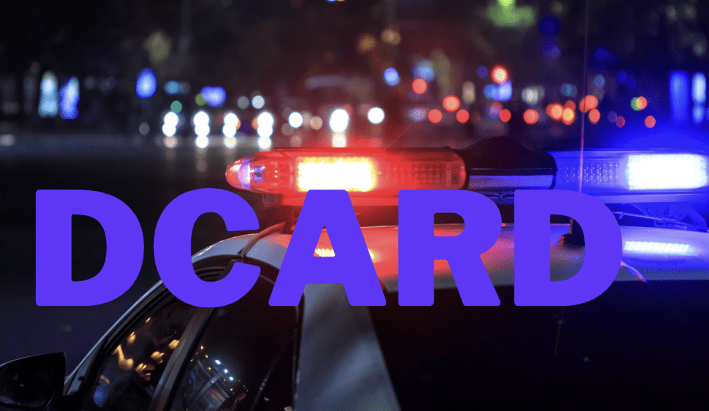 Dcard 遭檢調搜索，社群媒體的自由與責任？