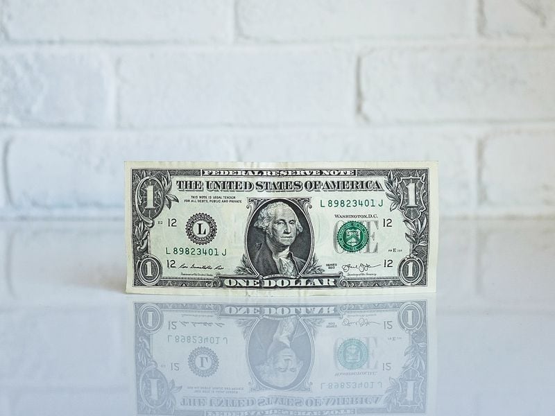 TrueUSD Wobbles Towards $1 Peg Amid Reported Redemption Issues