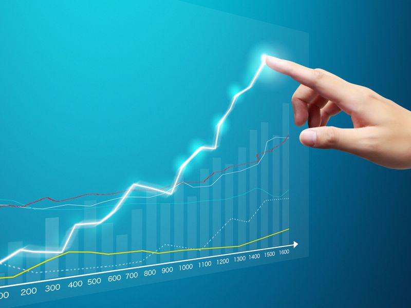 Ether Could Hit $4,000 With Likely Spot ETH ETF Approval in May: Standard Chartered