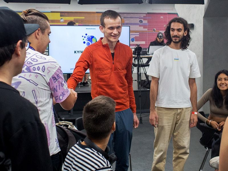 Vitalik Buterin Floats Idea of AI-Based Code Audits, Ethereum Project Developers Back Him Up