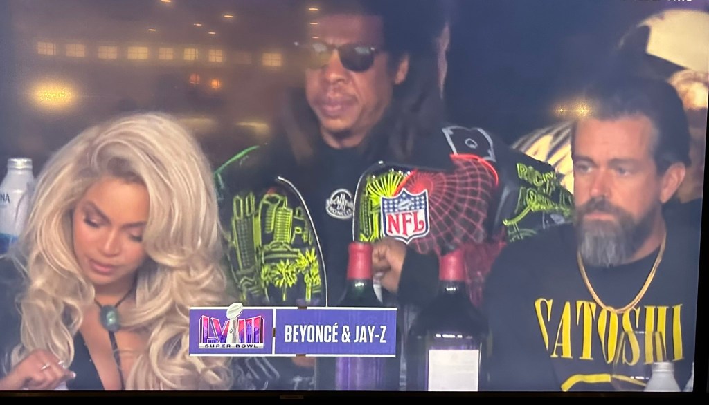 加密業者、ETF發行商缺席超級盃廣告，Jack Dorsey身著中本聰T恤幫忙傳教