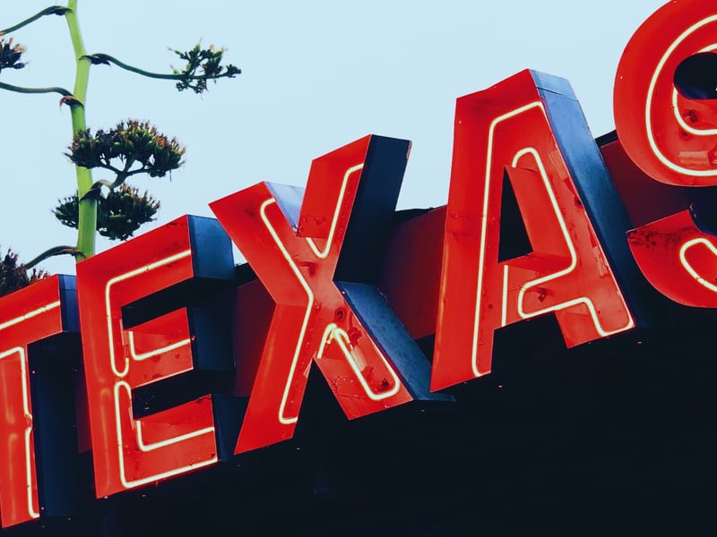 Texas Blockchain Council, Riot Platforms Sue Dept. of Energy, OMB Over ‘Emergency’ Survey