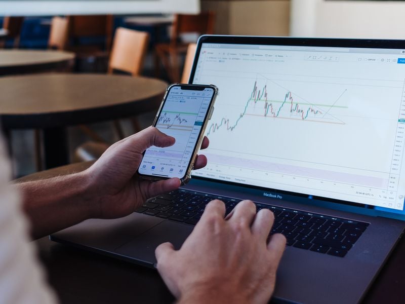 Bitcoin ETFs’ Hot Start Seems Largely Driven by Retail Investors