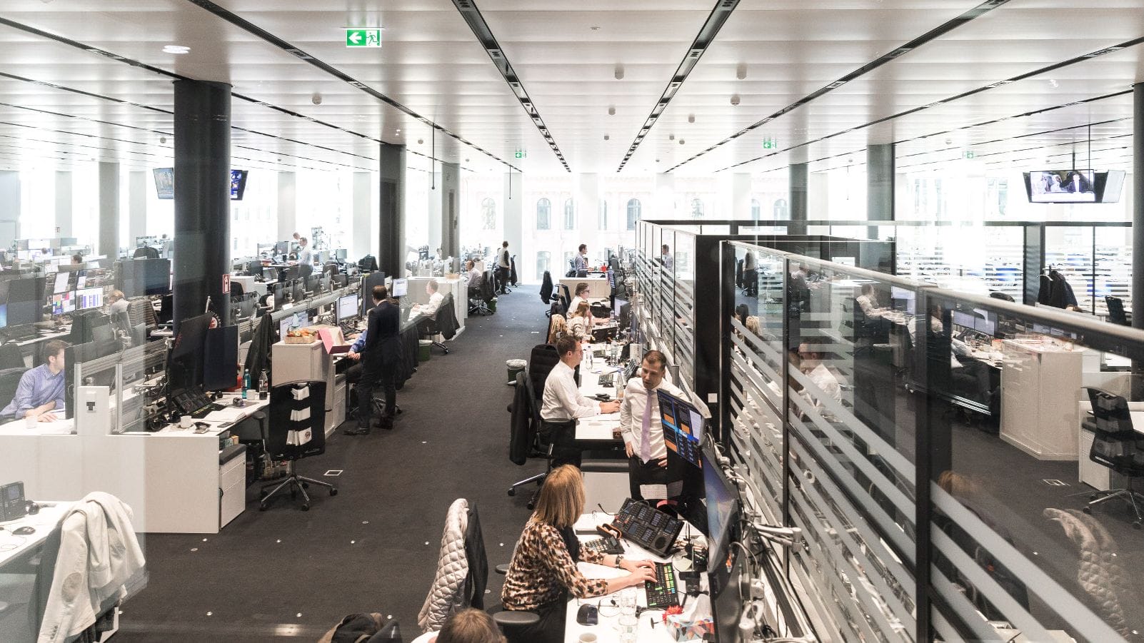 德意志银行：35％受访者认为比特币年底前会跌破20,000美元