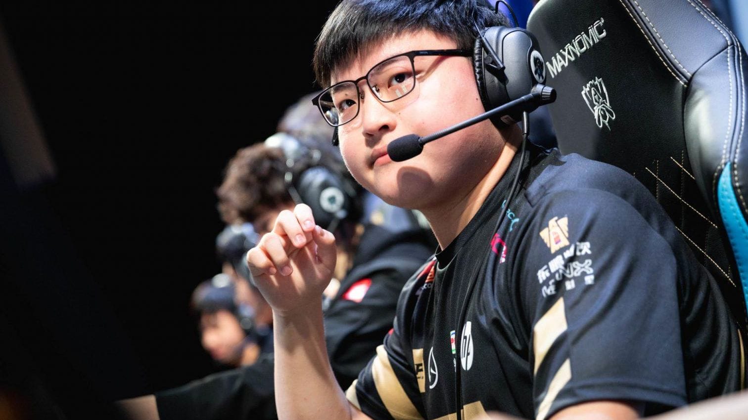 英雄联盟中国赛区RNG战队面临破产危机  CEO李杰明盼发行NFT短期内“回血”