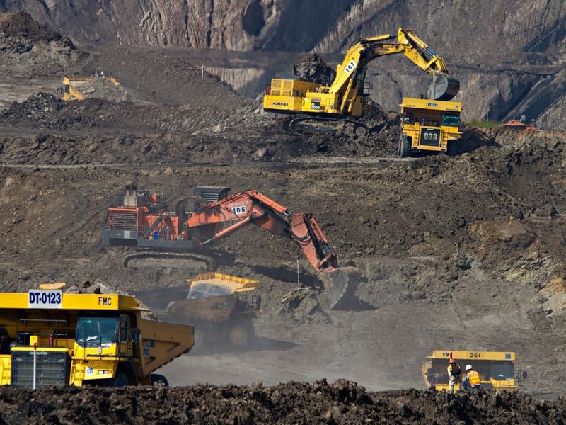 Alliance Resource, a coal mining company, has started to participate in cryptocurrency mining and has mined a total of 425 bitcoins.