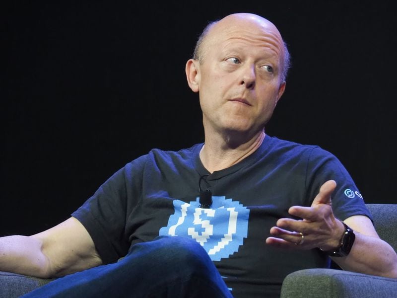 Circle, a stablecoin issuer, has applied to relocate its legal headquarters from Ireland to the United States in preparation for its upcoming IPO, according to a report by Bloomberg.