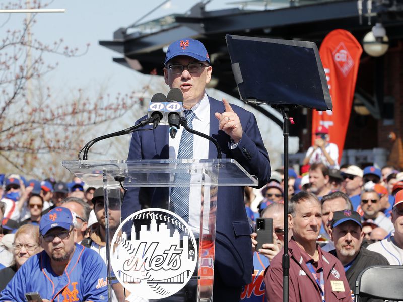 Steven Cohen’s investment firm, Point72, has also invested in Bitcoin through spot exchange-traded funds (ETFs).