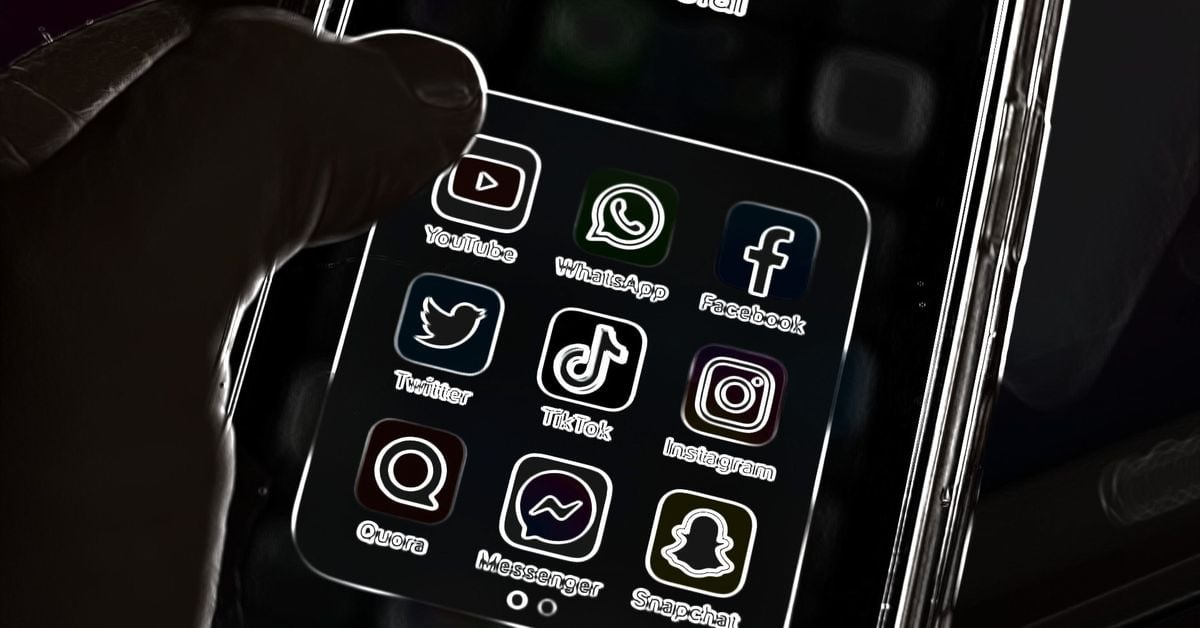 Solana introduces new features called ‘Blinks’ and ‘Actions’ which allow users to conduct cryptocurrency trades directly on their preferred social platforms.