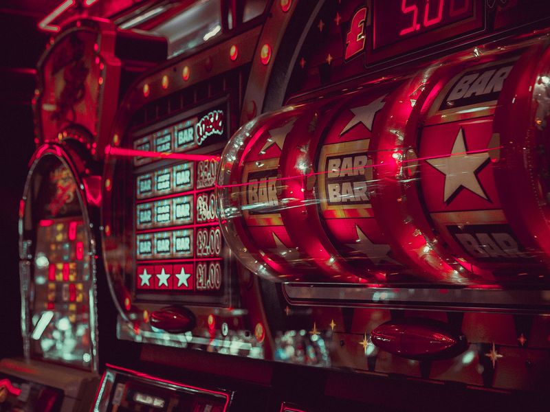 Crypto Casino Founder Apologizes for Gambling Away Investor Funds