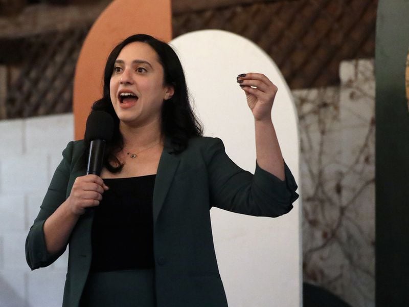 Crypto-supported candidate Ansari secures a tight victory in the Arizona primary, winning by just 39 votes.