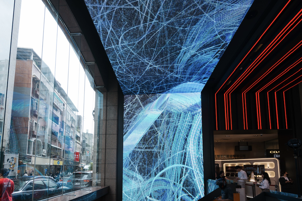 ​街頭藝術點燃想像力！台北當代藝術館「街角的利息」讓都市巷弄成為創意畫布