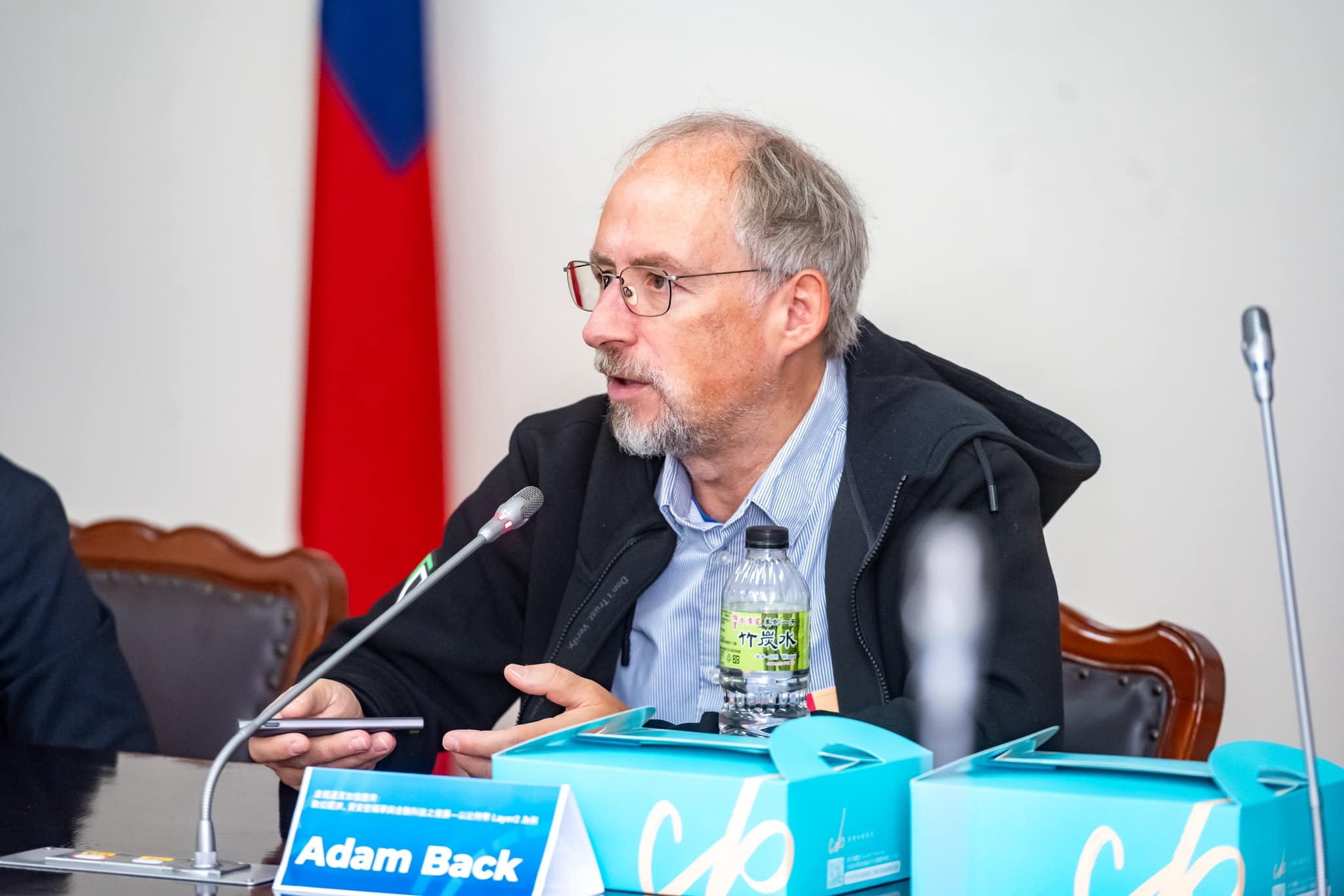 密碼學博士 Adam Back 現身立法院,探討比特幣 Layer2 與 Liquid Network 發展