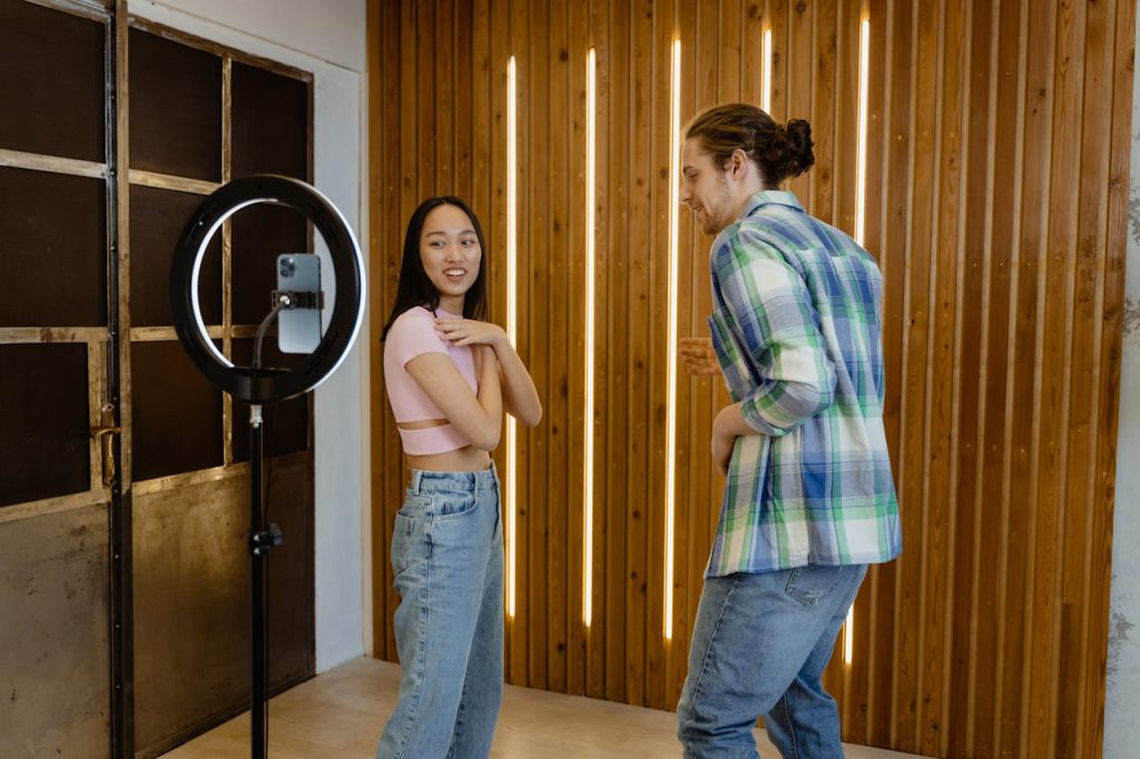 ​趕走 TikTok 還是保留言論自由 這題留給川普和馬斯克回答