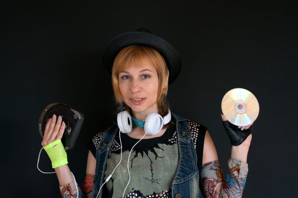 這首 90 年代暢銷日文單曲預測了 2025 年的 AI 未來?