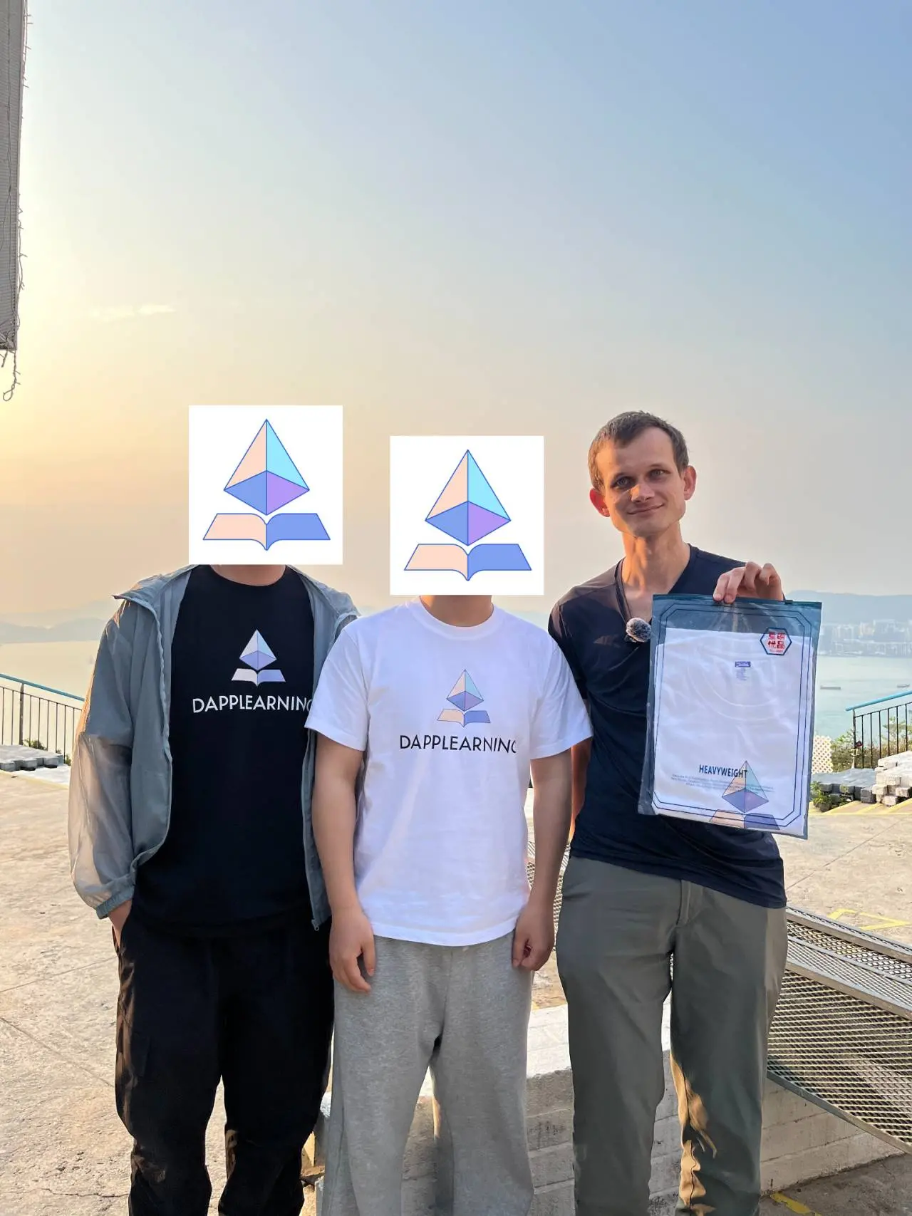 对话 Vitalik：探索以太坊 2025 愿景，POS、L2、密码学与 AI 的融合创新