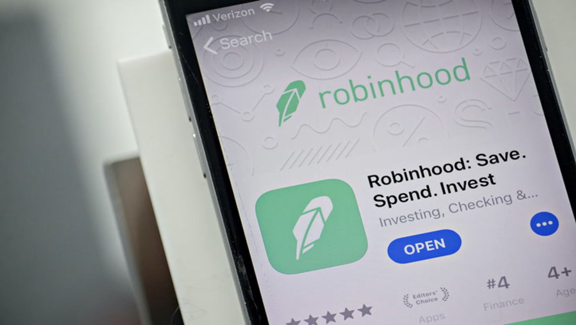 Robinhood Crypto Revenue Expected to Fall in Q1 After Record Late 2024 Gain: JPMorgan