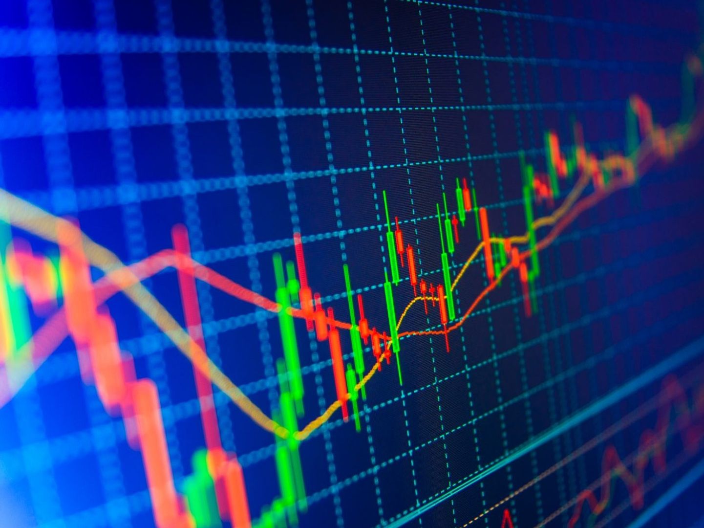 Bitcoin Edges Above $95K, U.S. Stocks Remain Strong as Analyst Warns of ‘Blind’ Market