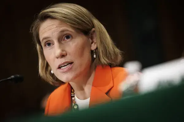 美 SEC 专员抨击撤销”交易商”诉讼决定