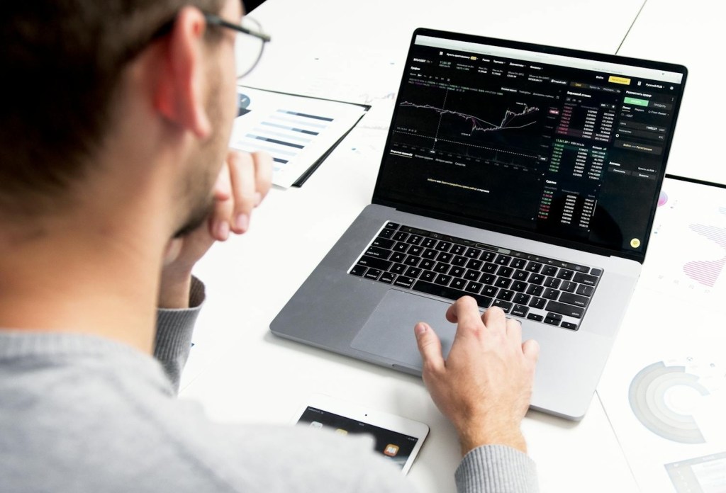 ​Barclays 取消對美國經濟衰退的警告，預估今年將成長 0.5 %、明年成長 1.6 %