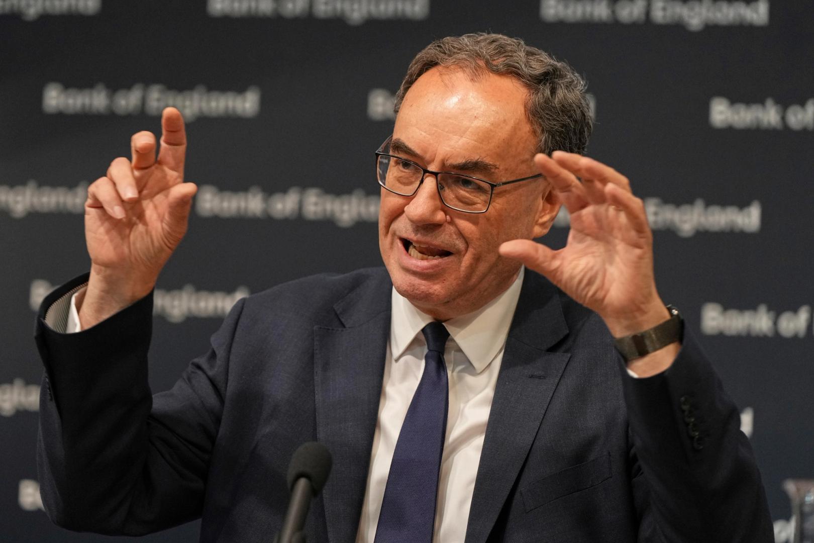 BOE’s Bailey Slams Bank Stablecoins, Clashes With Trump’s Crypto Wave: The Times