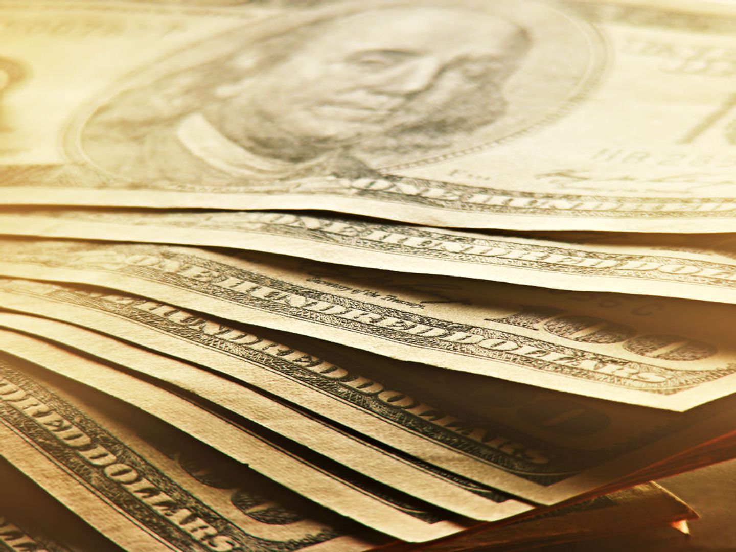 Coinbase’s Base Sees Over $4B in Outflows Through Cross-Chain Bridges; Ethereum Nets Inflows of $8.5B