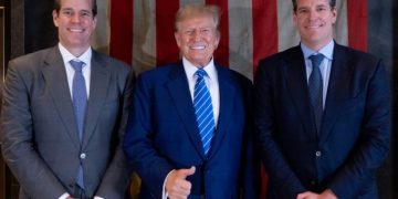 川普礦企 American Bitcoin 借殼上市:Winklevoss 兄弟用 BTC 入股,募資達 2.2 億鎂