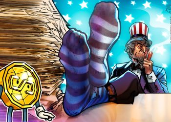 Putin adviser claims US using stablecoins, gold to devalue its $37T debt