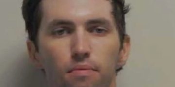 Charlie Kirk 遭槍殺案嫌犯落網：22歲男子 Tyler Robinson 被捕 