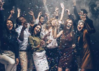 XRP、SOL 和 DOGE 等加密貨幣已符合通用上市標準，ETF 上市指日可待 