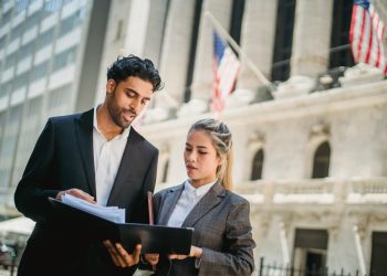 川普被銀行列為拒絕往來戶！發總統行政令指示貨幣監理署 OCC 出手遏止 De Banking 