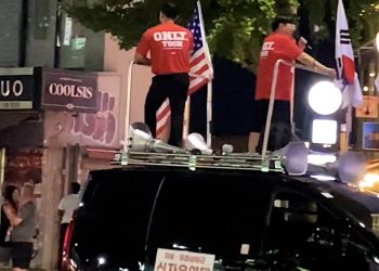 左派與右派全世界都吵不停！韓國首爾多地爆發遊行支持前首相尹锡悦 