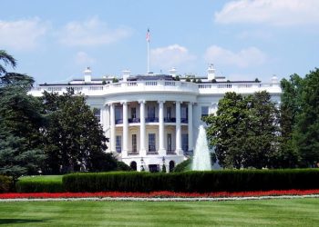 川普公佈聯邦政府關閉計畫、將影響到勞工局暫停發佈就業報告等經濟數據 