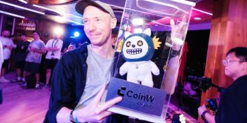 八年長跑，生態無界：CoinW 在 TOKEN2049 詮釋「加密馬拉松精神」 