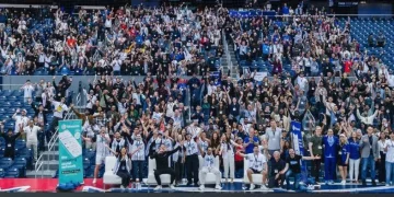 零佣金之后的战场，抢占「发现与讨论层」的人才是新券商