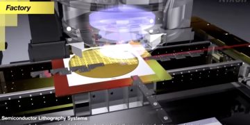 日本老牌 Nikon 正悄悄回歸晶片製造領域力戰 ASML