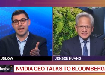 美國放寬輝達 Blackwell 出口中東，黃仁勳：盼未來鬆綁對中限制 