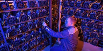 馬來西亞五年損失11億鎂電力，用無人機追蹤非法比特幣挖礦 