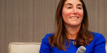 聯準會官員：利率應維持不變至春季！哈馬克對抗通膨立場堅定 