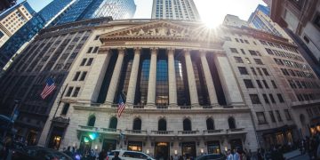 華爾街科技產業分析師預測 2026 年市場，PSCT 將跑贏 QQQ 、Google 為領頭羊 