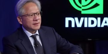 黃仁勳：比特幣是將多餘能源轉換為貨幣形式，AI 概念相同但更普遍 