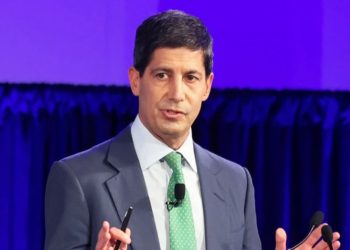 川普提名凱文沃許接替鮑威爾擔任聯準會主席，市場與政界反應不一 