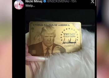 饒舌樂天后 Nicki Minaj 曬金卡疑似靠捐贈百萬美元拿到美國籍 