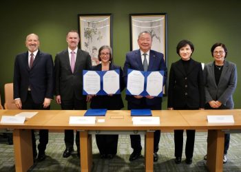 台美簽署貿易協定：關稅降至 15%、投資美國晶片產業 2,500 億美元 