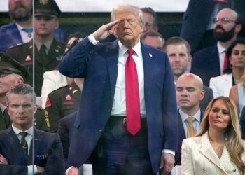 經濟學家評估美伊戰火衝擊，油價飆漲 13% 讓中國成最大輸家？ 