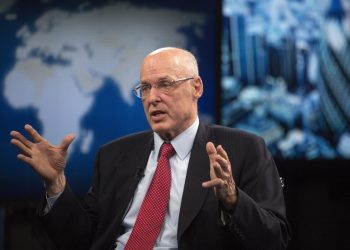 美國前財政部長警告「美債崩盤」風險，聯準會交易員：真正威脅是美元崩潰 